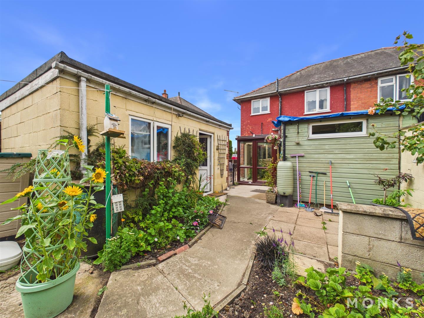 2 Fitzalan Close, Oswestry, SY11 4PG For Sale